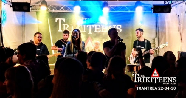 the trikiteens.jpg