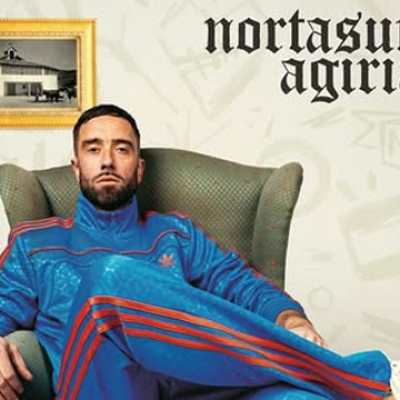 Zuhaitz Gurrutxaga Nortasun agiria.jpg