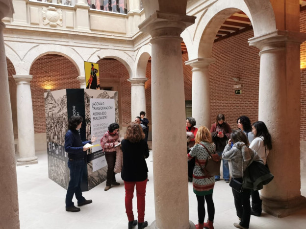 Karlismoaren-museoa-bisita-arruntak-1536x1152.jpg